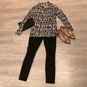 DKNYC long sleeve blouse